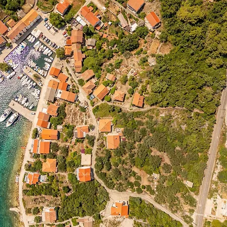 Lägenhet Awesome In With House Sea View Veli Iž