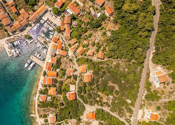 Lägenhet In Veli Iž